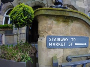 This way to Market St